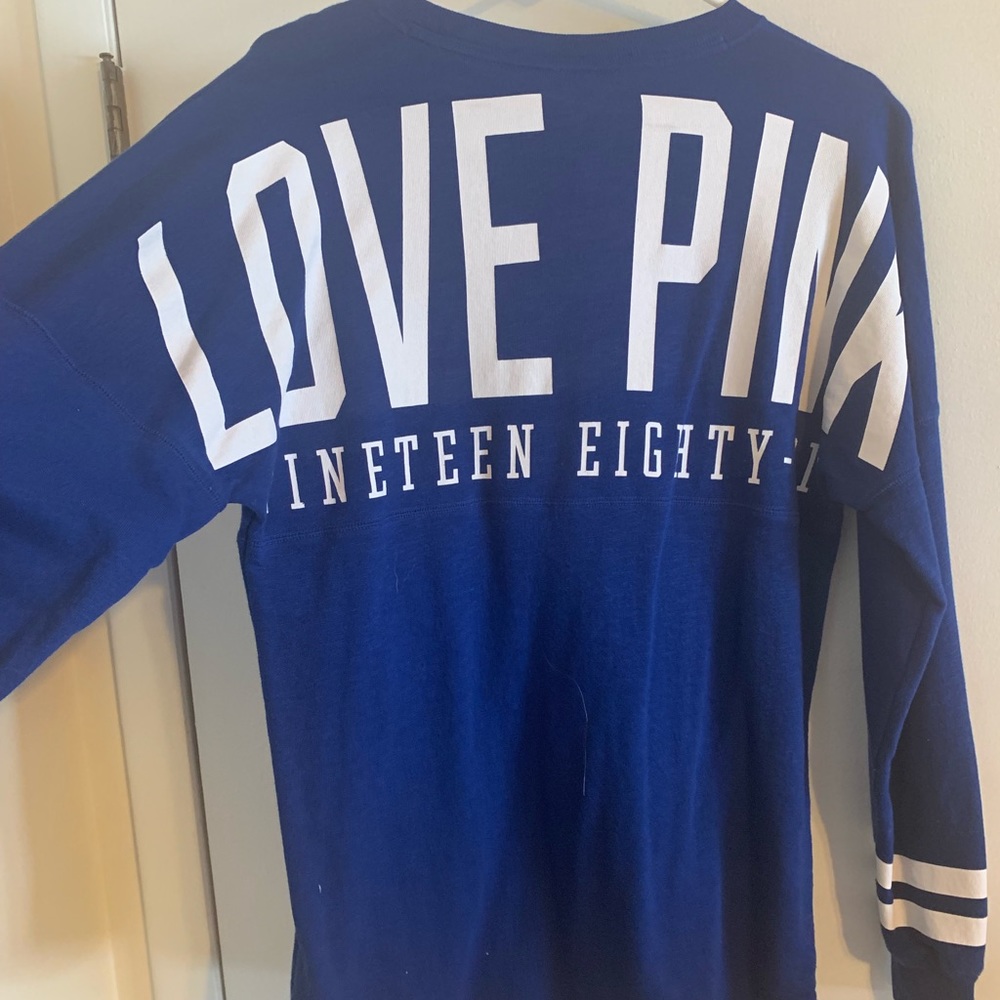 Victoria’s Secret PINK long sleeve tee